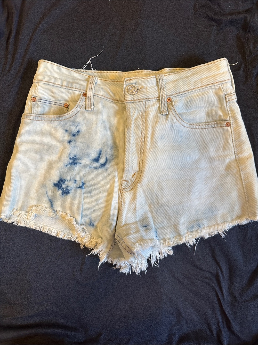 Mother the tomcat kick fray denim jean shorts 25